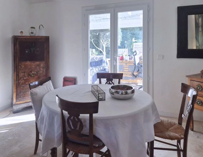 Image No.11-2 Bed House for sale