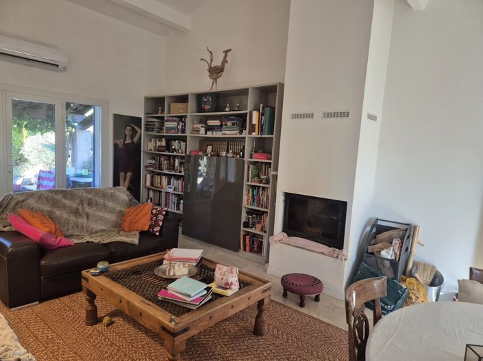 Image No.4-2 Bed House for sale