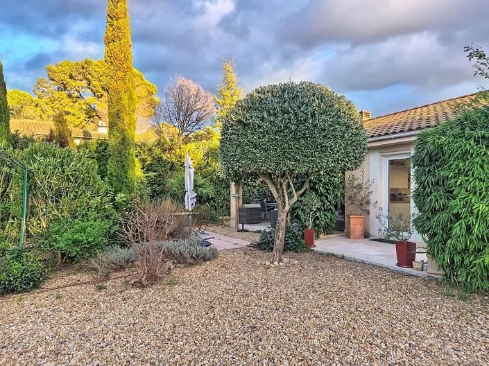 Image No.4-Maison de 2 chambres à vendre à Saint-Antonin-du-Var