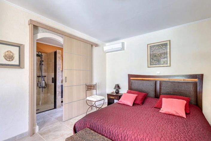 Image No.15-3 Bed House for sale