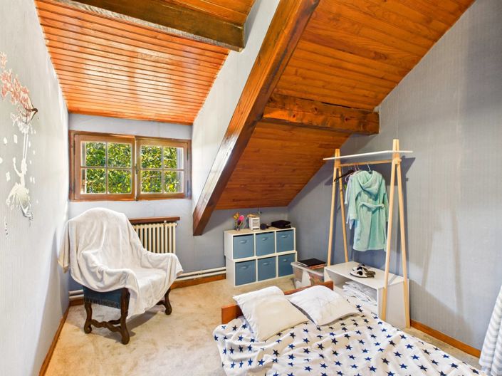 Image No.10-4 Bed House for sale