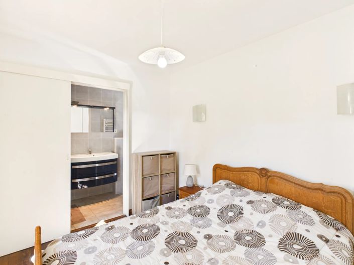 Image No.5-4 Bed House for sale