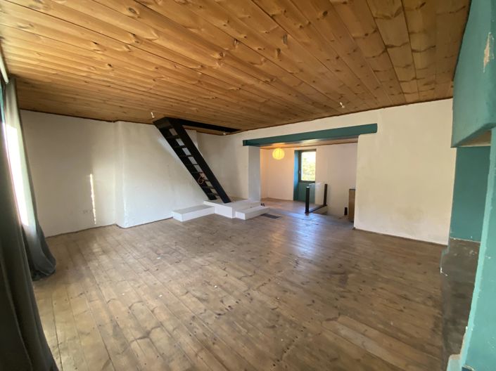 Image No.4-House for sale