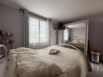 e47084e83cc9b7f2ac21ecb3ea28c9af381b1776dd409