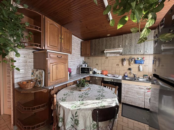 Image No.3-3 Bed House for sale