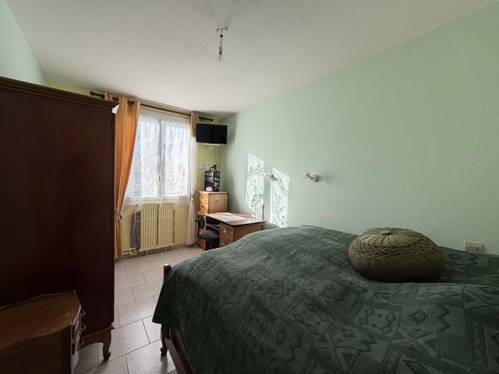 Image No.9-3 Bed House for sale