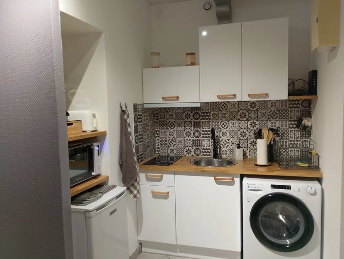 Image No.2-Commercial de 3 chambres à vendre à Jonzac