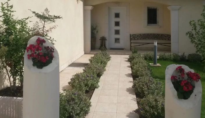 Image No.5-3 Bed House for sale