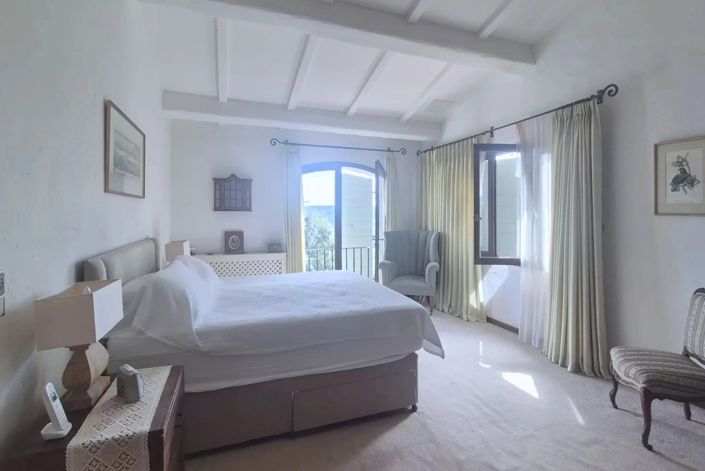 Image No.10-4 Bed House for sale