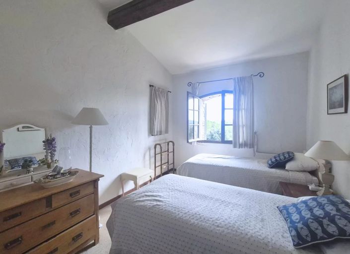 Image No.11-4 Bed House for sale