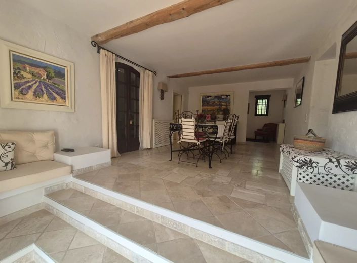 Image No.7-4 Bed House for sale