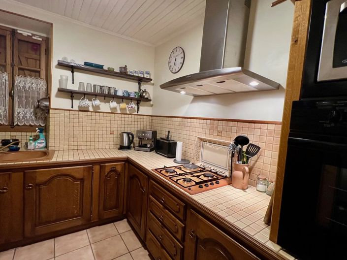 Image No.3-3 Bed House for sale