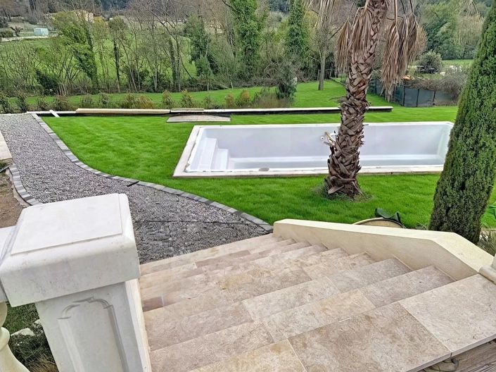 Image No.14-3 Bed House for sale