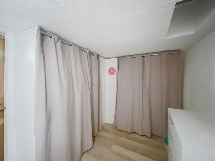 Image No.11-2 Bed Village House for sale