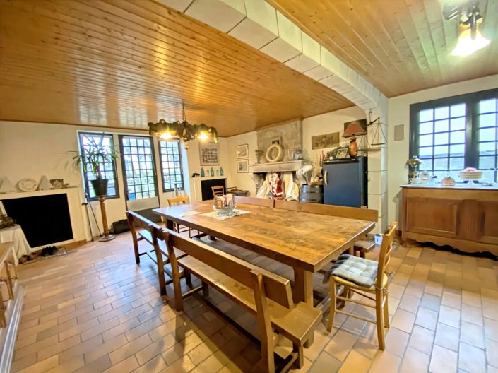 Image No.3-3 Bed House for sale