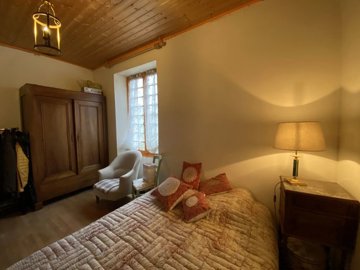 2a7a79d39aec69d4d72fe5002abade57827512d72c403