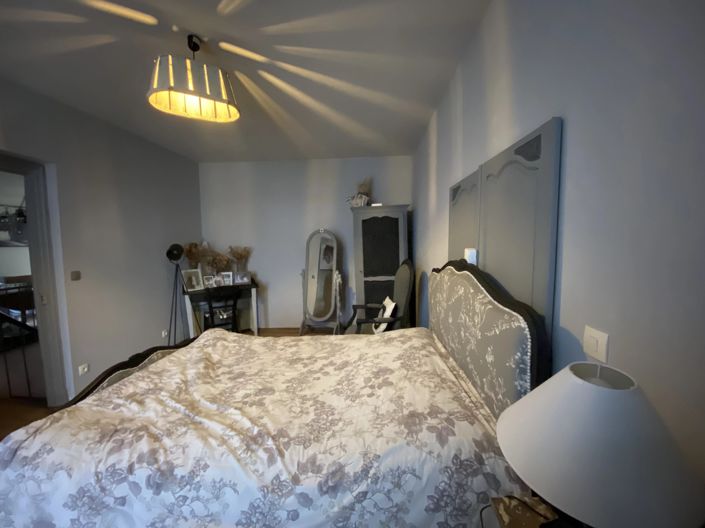 Image No.9-3 Bed House for sale