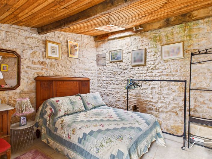 Image No.13-1 Bed House for sale