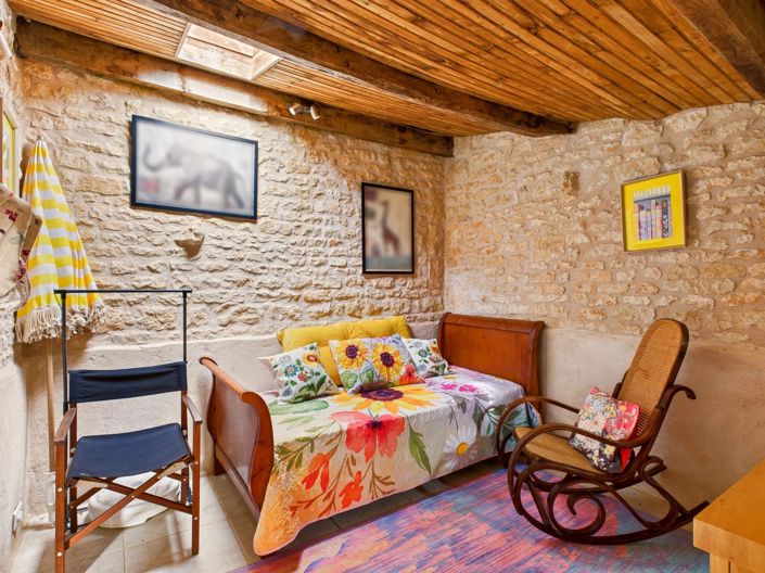 Image No.14-1 Bed House for sale