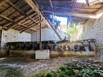 db2a939dd00d63f6cab726524383f09bb2388396c4400