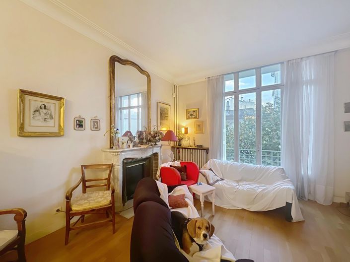 Image No.2-4 Bed House for sale