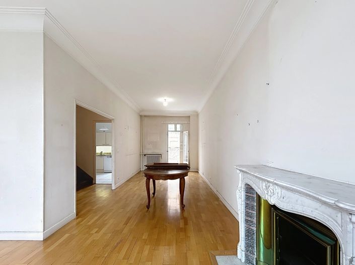 Image No.9-4 Bed House for sale
