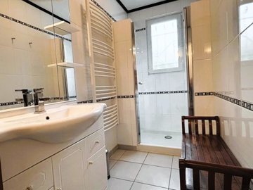 d00194ff6928689c43c3354a8a74f5319824270f57160