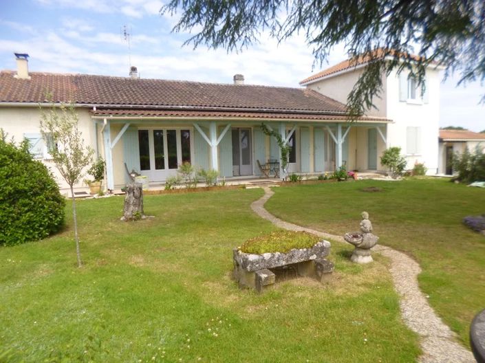 Image No.2-Maison de 5 chambres à vendre à Sainte-Foy-la-Grande