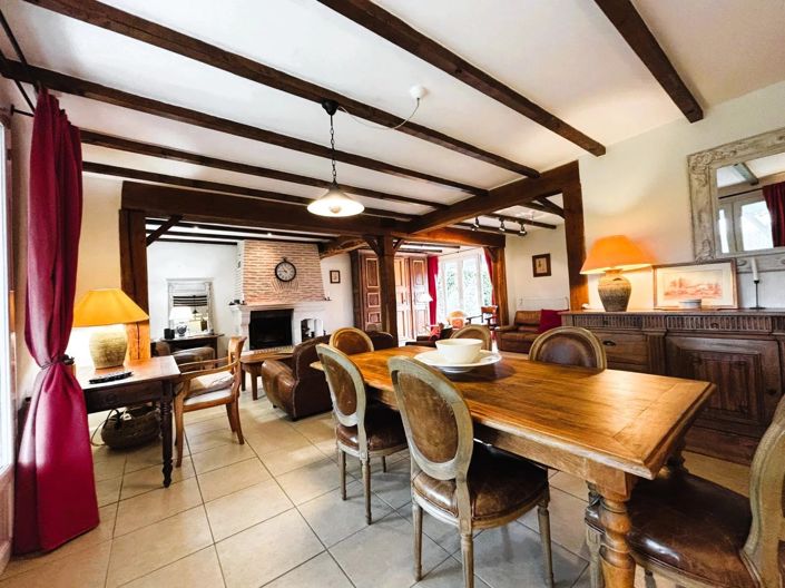 Image No.7-5 Bed House for sale