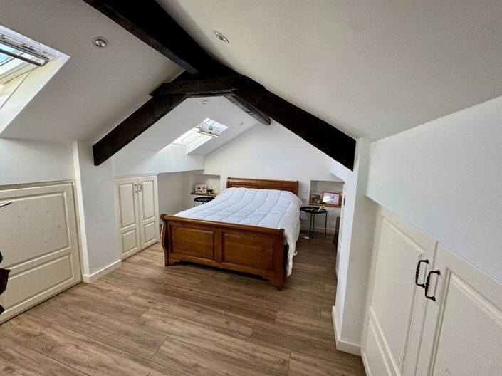 Image No.6-3 Bed House for sale