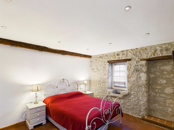 Image No.8-3 Bed House for sale