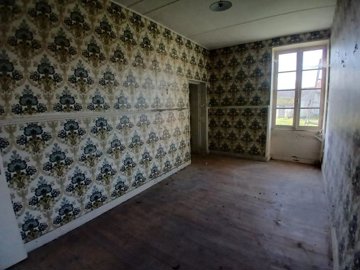 12ea87e9ff0a5a8bc6e57c53c2b4b37c26f6c22bf8257