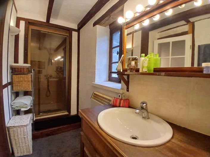 Image No.7-3 Bed House for sale