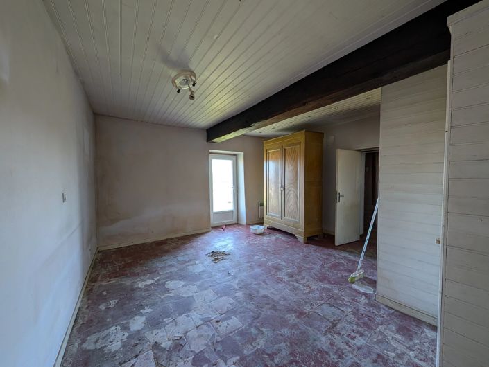 Image No.6-2 Bed House for sale