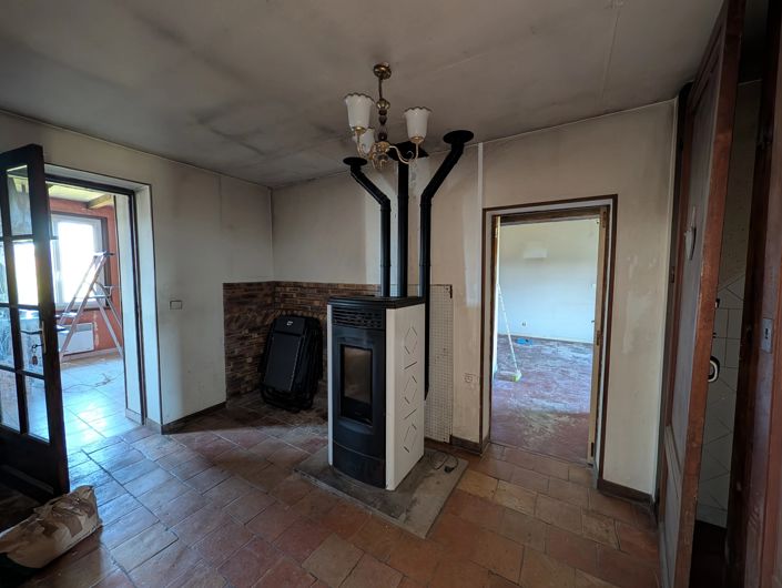 Image No.7-2 Bed House for sale