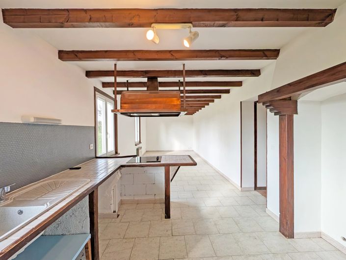 Image No.9-2 Bed House for sale