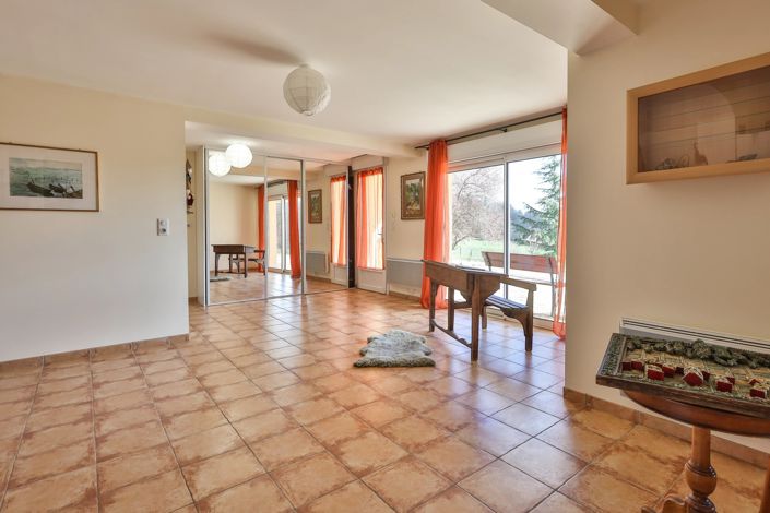 Image No.13-4 Bed House for sale