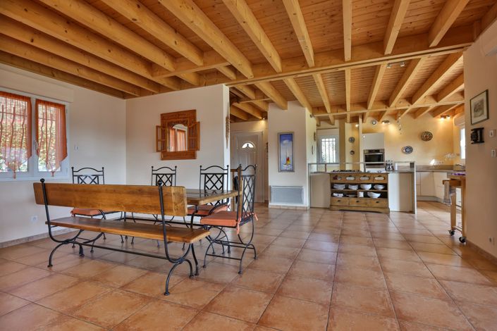 Image No.7-4 Bed House for sale