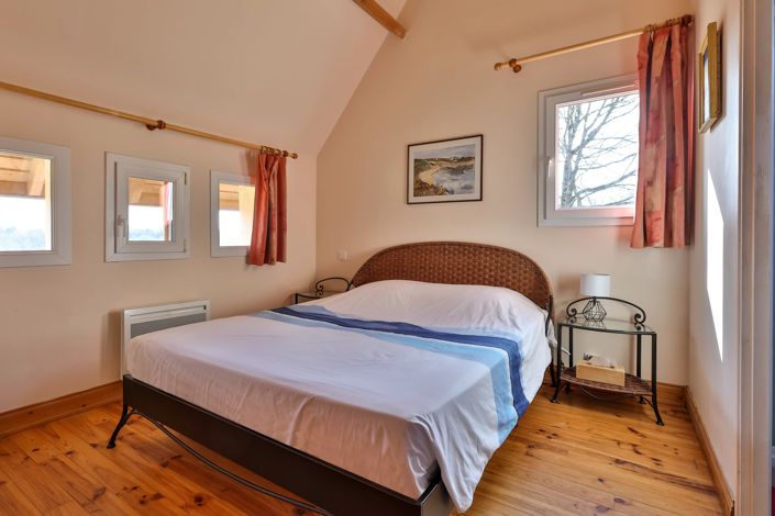 Image No.9-4 Bed House for sale