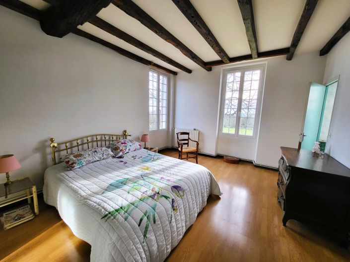 Image No.8-4 Bed House for sale