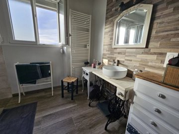 baac0f829388cd8f42226299d09bd8a1345144f9ce400