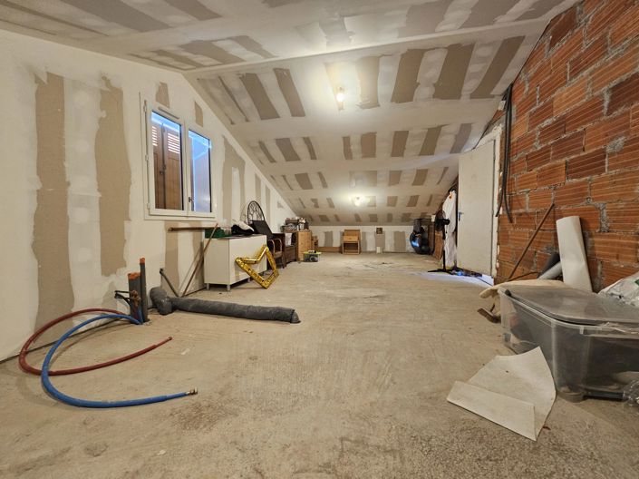 Image No.12-3 Bed Village House for sale