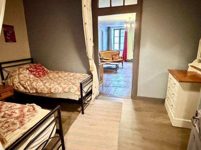 Image No.14-4 Bed House for sale