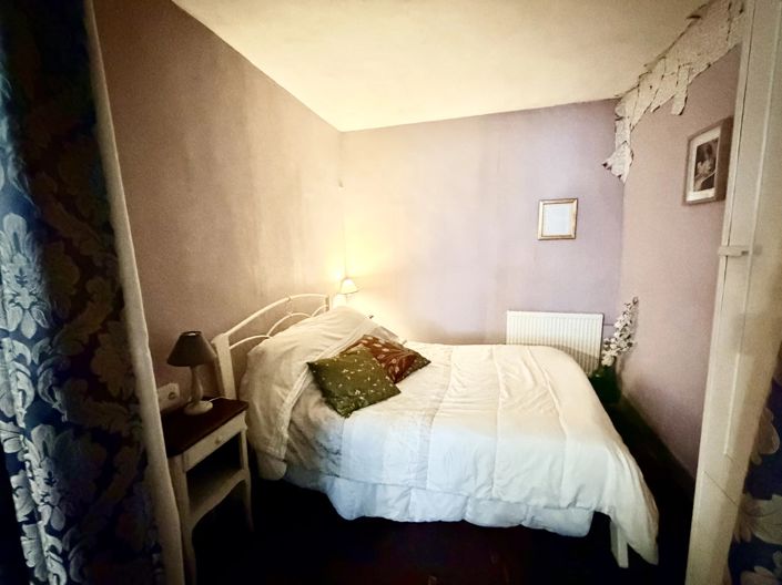 Image No.6-4 Bed House for sale