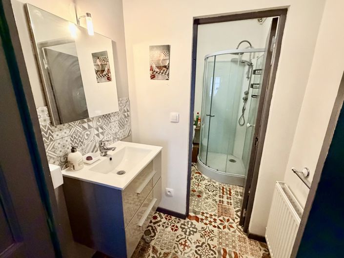 Image No.9-4 Bed House for sale