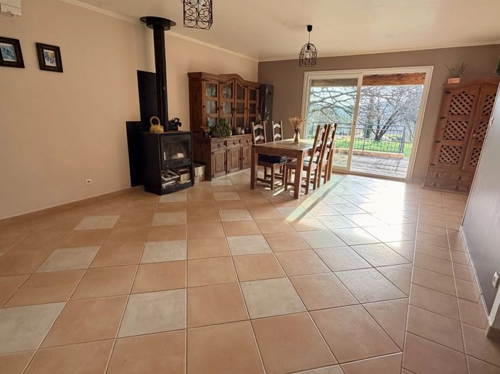 Image No.11-4 Bed House for sale