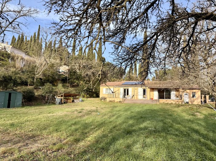 Image No.2-Maison de 4 chambres à vendre à Bagnols-en-Forêt