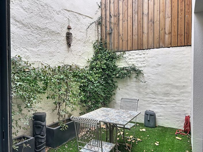 Image No.6-3 Bed House for sale