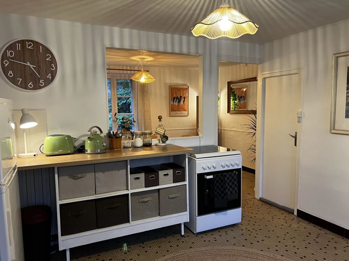 Image No.8-2 Bed House for sale