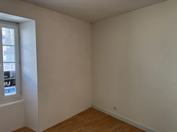 Image No.6-Maison de 2 chambres à vendre à Ribérac